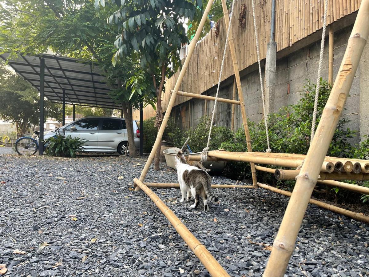 פרה נאקון סי איוטאיה Banmai87 Guest House บ้านไม้87 เกสต์เฮ้าส์ מראה חיצוני תמונה