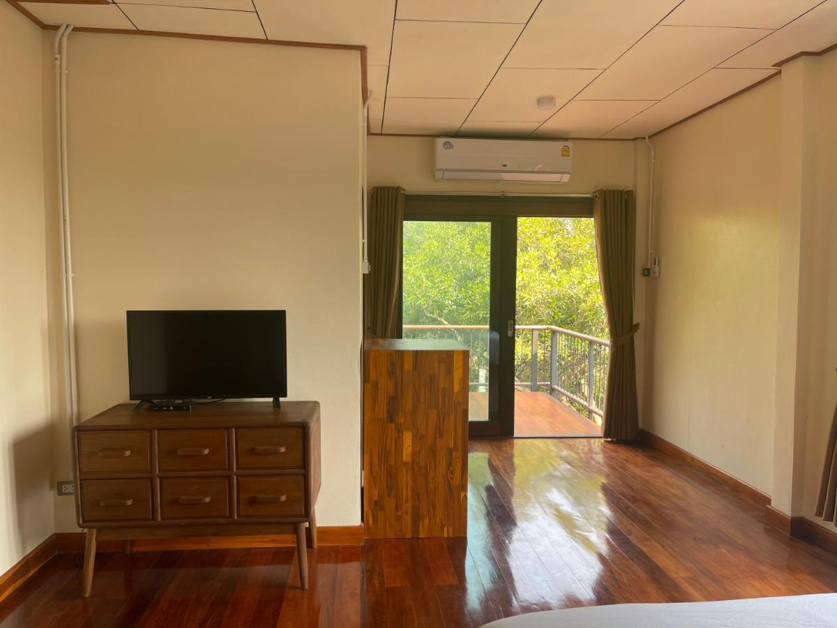 פרה נאקון סי איוטאיה Banmai87 Guest House บ้านไม้87 เกสต์เฮ้าส์ מראה חיצוני תמונה